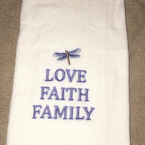 White hand towel